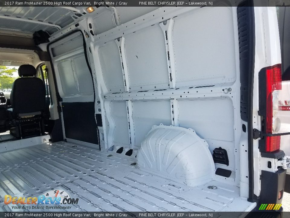 2017 Ram ProMaster 2500 High Roof Cargo Van Bright White / Gray Photo #13