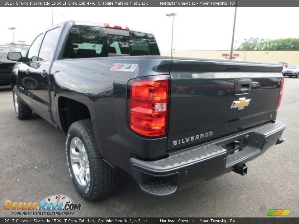 2017 Chevrolet Silverado 1500 LT Crew Cab 4x4 Graphite Metallic / Jet Black Photo #3