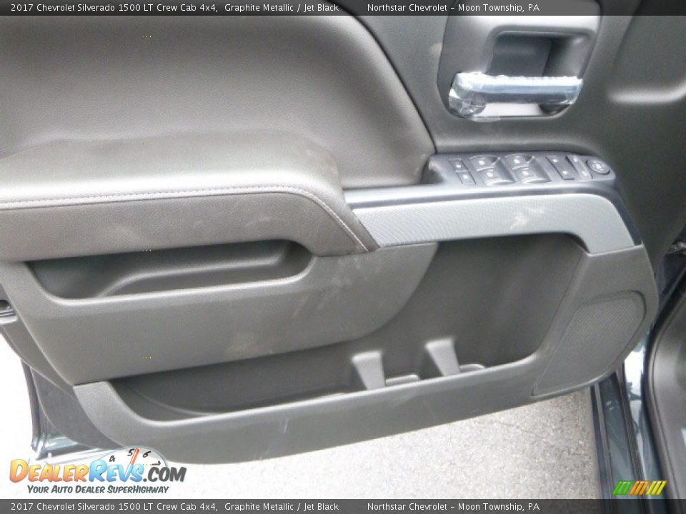 2017 Chevrolet Silverado 1500 LT Crew Cab 4x4 Graphite Metallic / Jet Black Photo #15