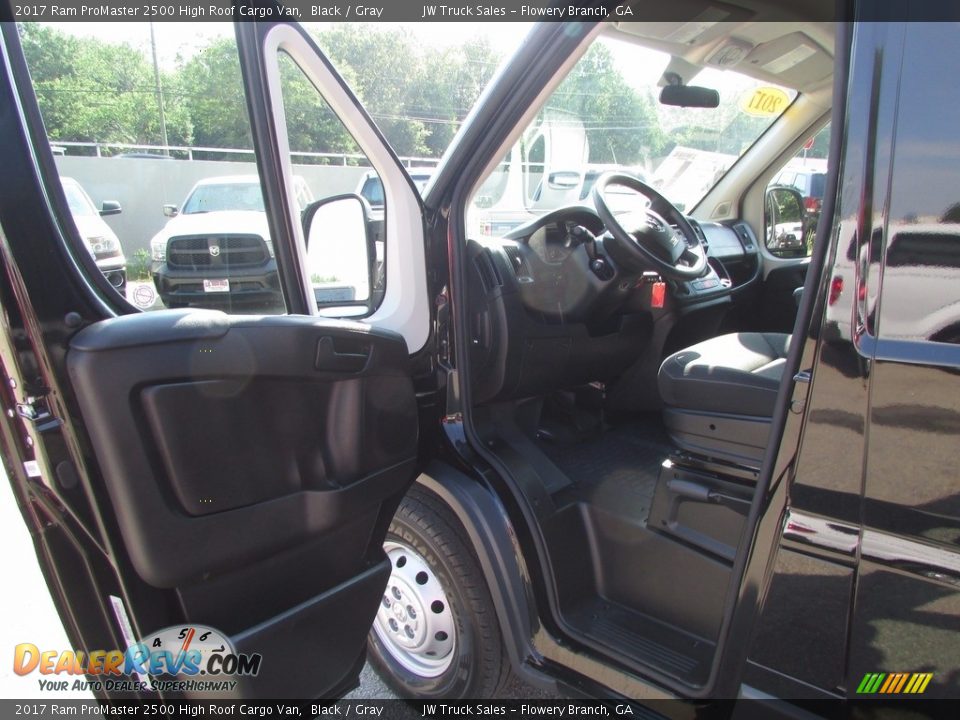 2017 Ram ProMaster 2500 High Roof Cargo Van Black / Gray Photo #9
