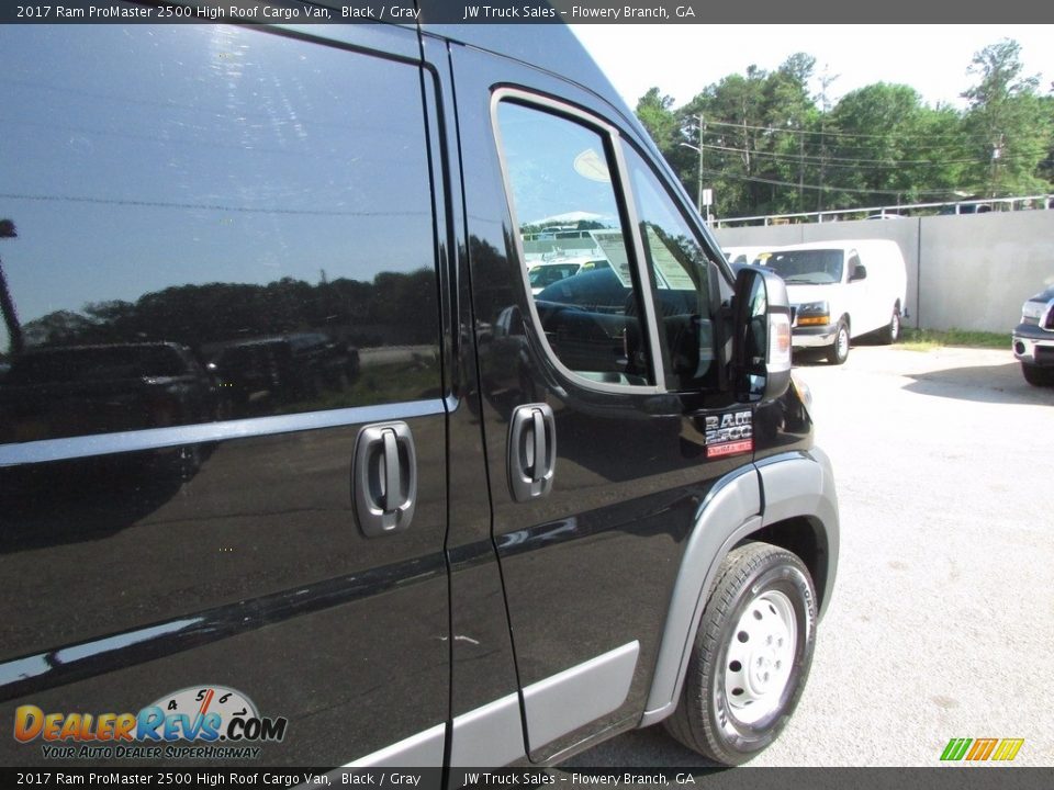 2017 Ram ProMaster 2500 High Roof Cargo Van Black / Gray Photo #18