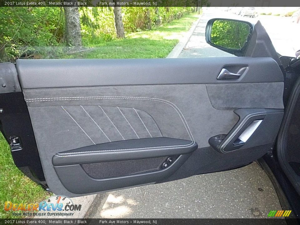 Door Panel of 2017 Lotus Evora 400 Photo #10
