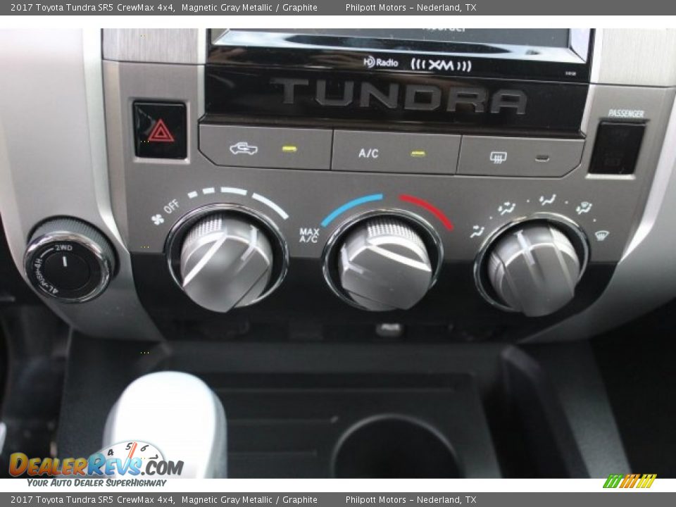 2017 Toyota Tundra SR5 CrewMax 4x4 Magnetic Gray Metallic / Graphite Photo #15