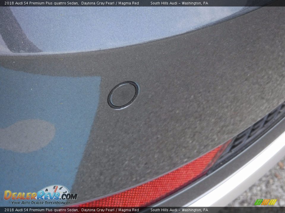 2018 Audi S4 Premium Plus quattro Sedan Daytona Gray Pearl / Magma Red Photo #17