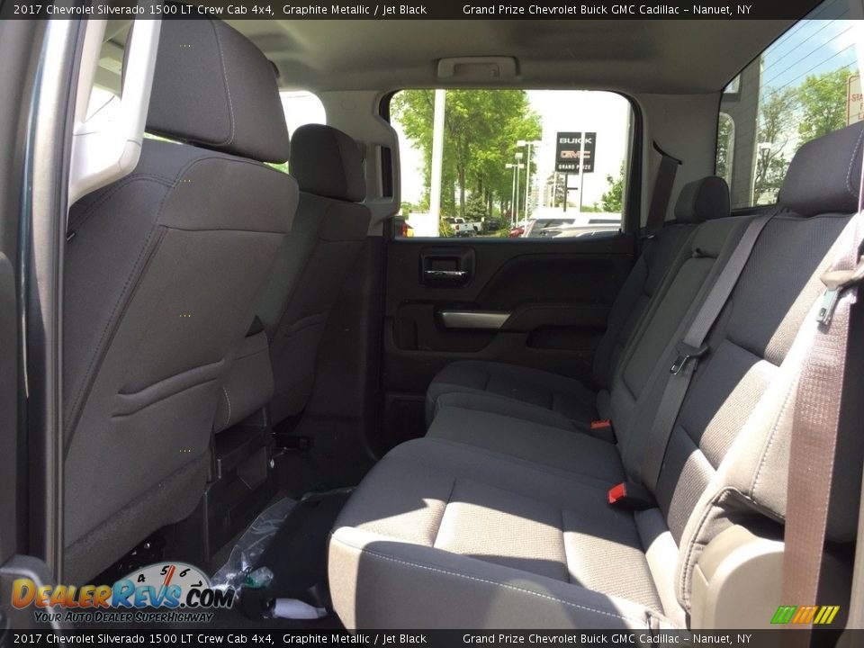 2017 Chevrolet Silverado 1500 LT Crew Cab 4x4 Graphite Metallic / Jet Black Photo #7