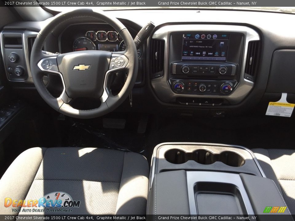 2017 Chevrolet Silverado 1500 LT Crew Cab 4x4 Graphite Metallic / Jet Black Photo #8