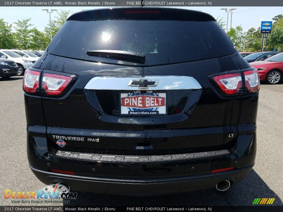 2017 Chevrolet Traverse LT AWD Mosaic Black Metallic / Ebony Photo #5