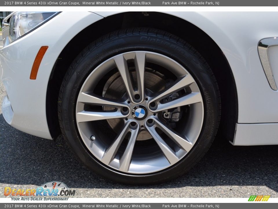 2017 BMW 4 Series 430i xDrive Gran Coupe Mineral White Metallic / Ivory White/Black Photo #32
