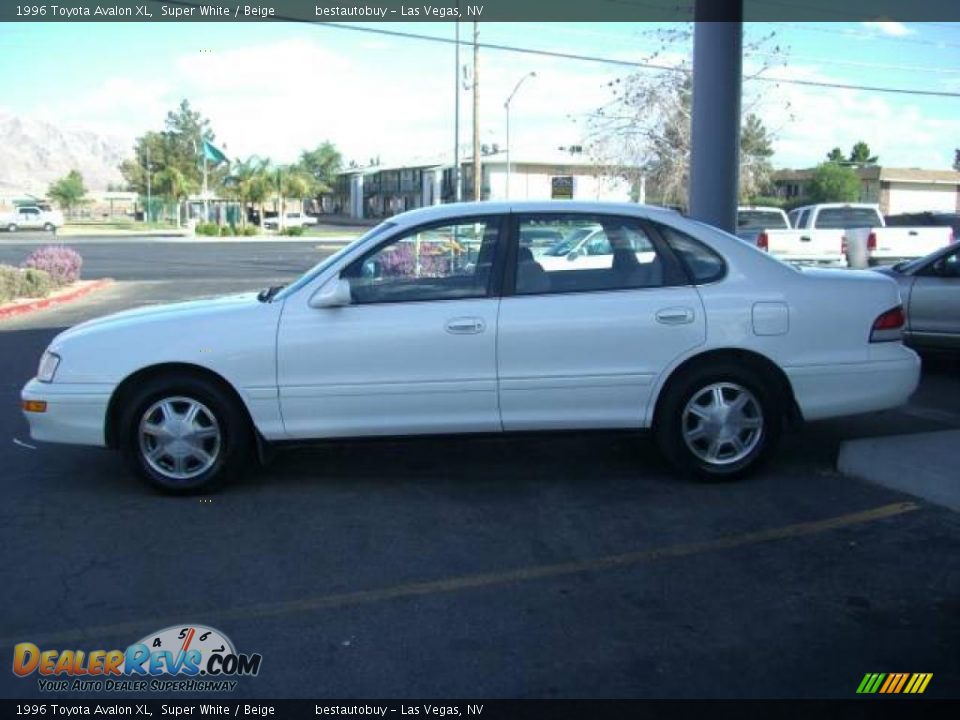 1996 toyota avalon white #4