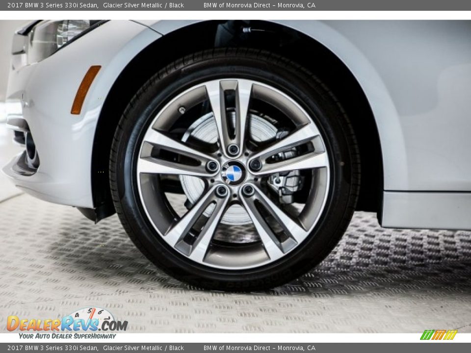 2017 BMW 3 Series 330i Sedan Glacier Silver Metallic / Black Photo #9