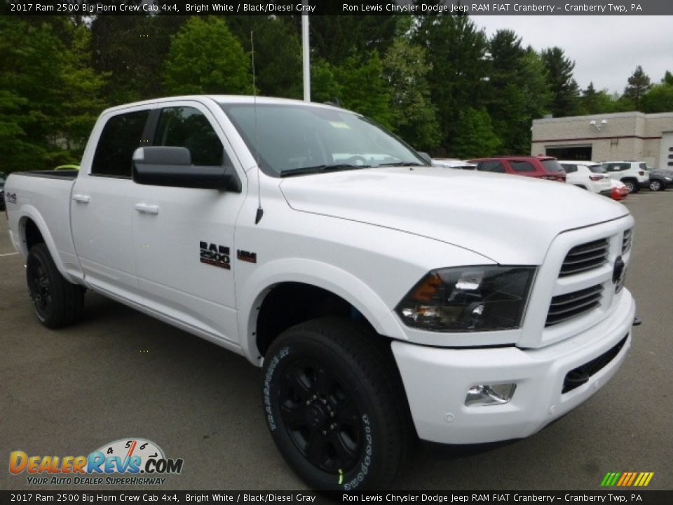 Front 3/4 View of 2017 Ram 2500 Big Horn Crew Cab 4x4 Photo #7