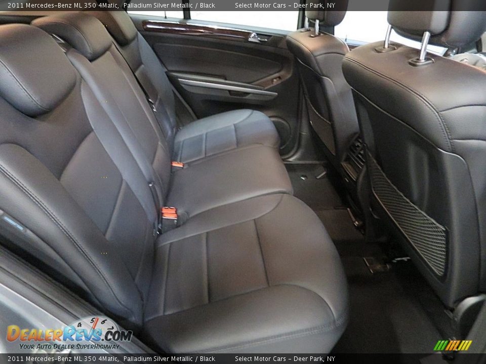 2011 Mercedes-Benz ML 350 4Matic Palladium Silver Metallic / Black Photo #15