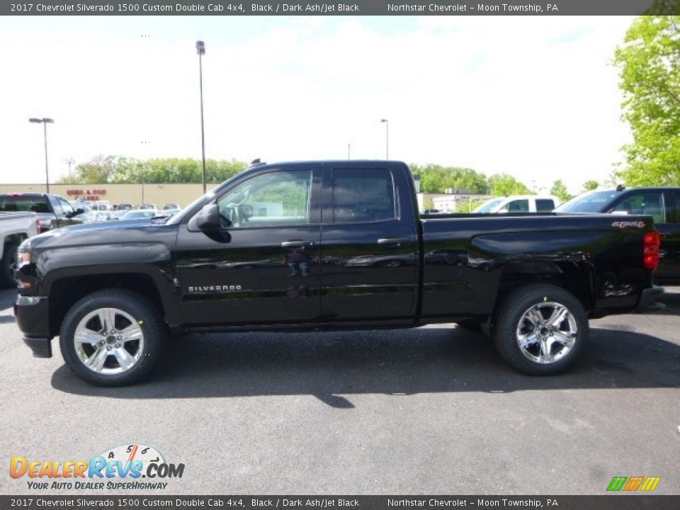 2017 Chevrolet Silverado 1500 Custom Double Cab 4x4 Black / Dark Ash/Jet Black Photo #3