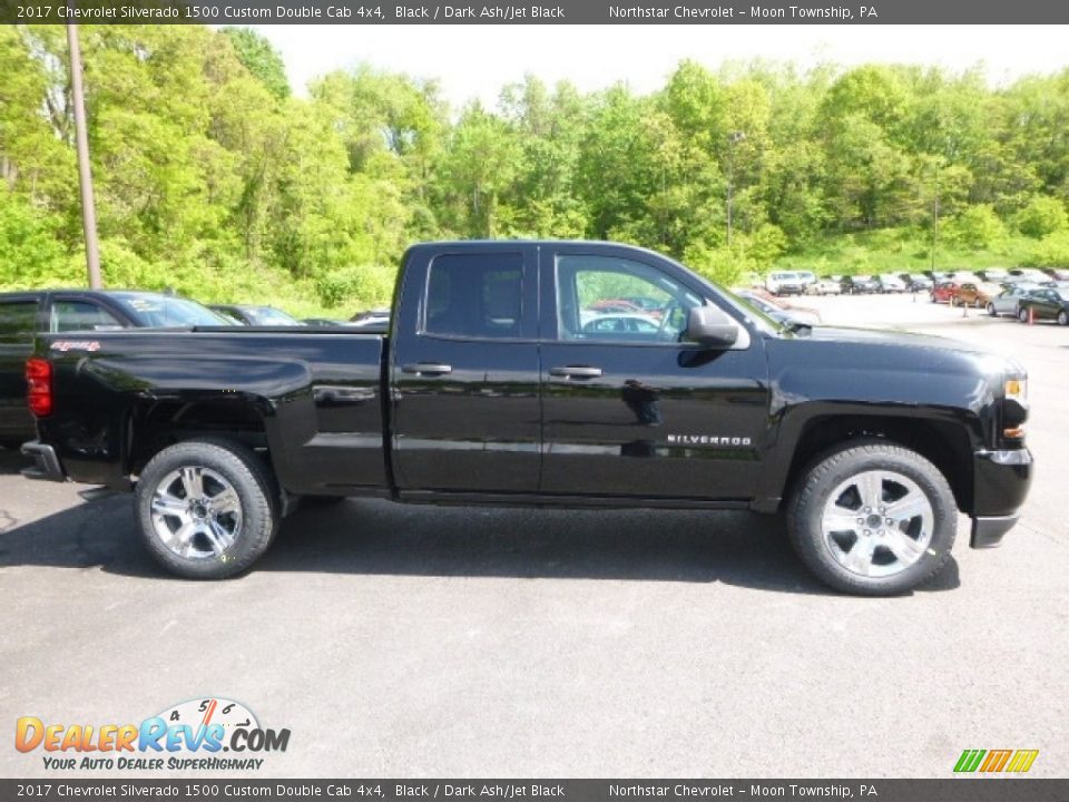 2017 Chevrolet Silverado 1500 Custom Double Cab 4x4 Black / Dark Ash/Jet Black Photo #7