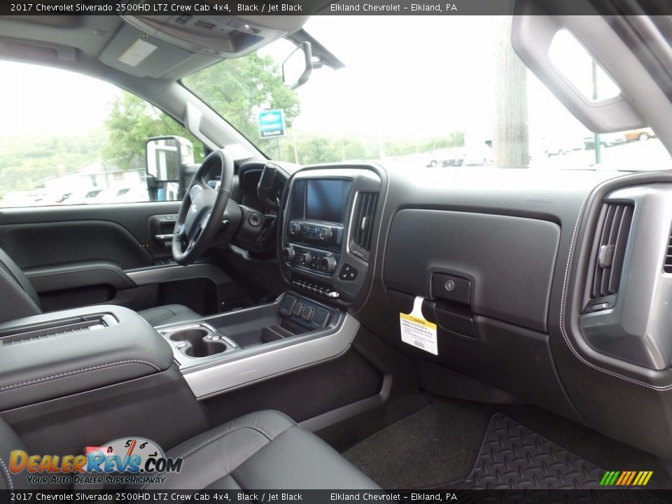 2017 Chevrolet Silverado 2500HD LTZ Crew Cab 4x4 Black / Jet Black Photo #15