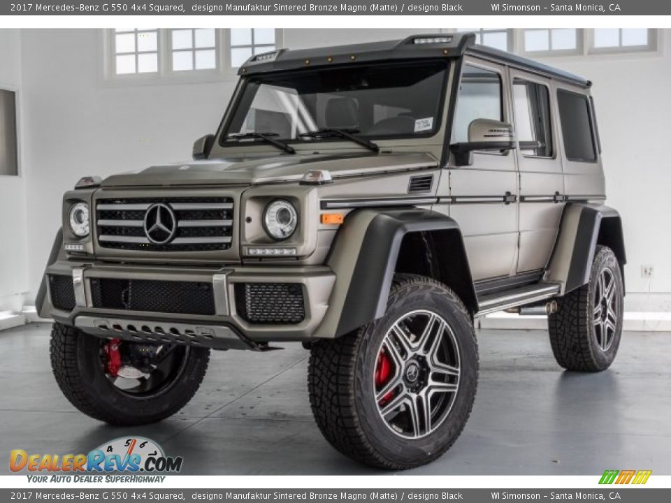 Front 3/4 View of 2017 Mercedes-Benz G 550 4x4 Squared Photo #13