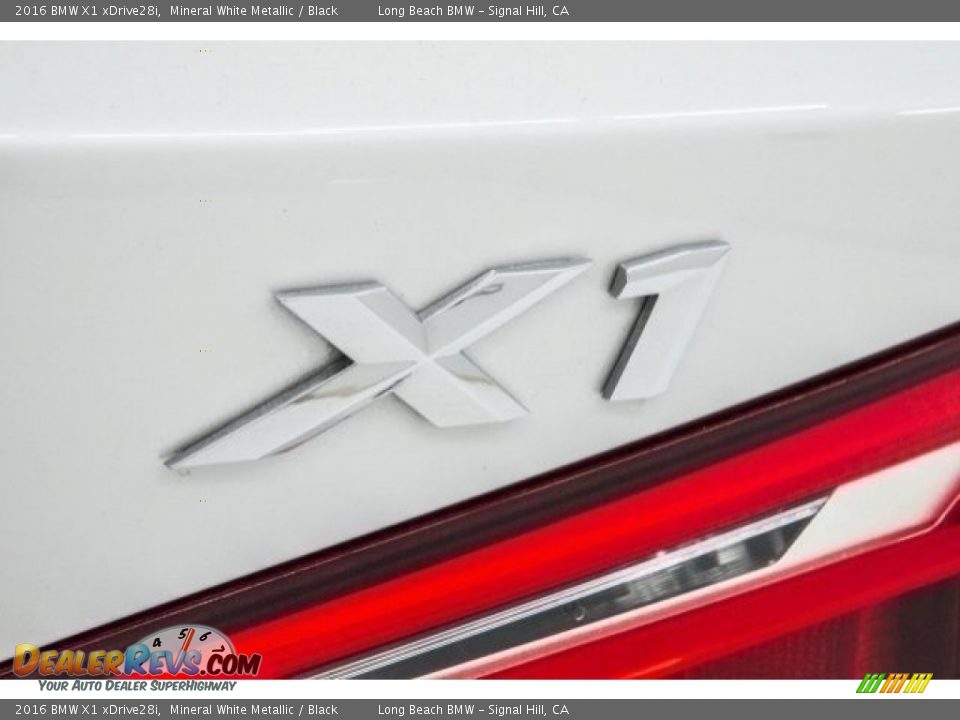 2016 BMW X1 xDrive28i Mineral White Metallic / Black Photo #7