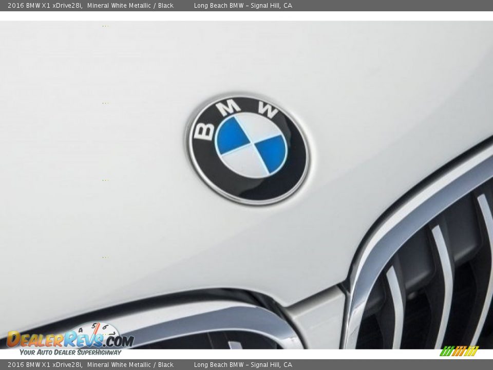2016 BMW X1 xDrive28i Mineral White Metallic / Black Photo #26