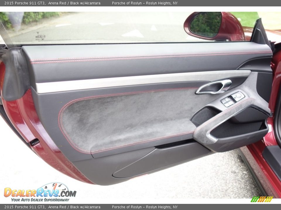 Door Panel of 2015 Porsche 911 GT3 Photo #12