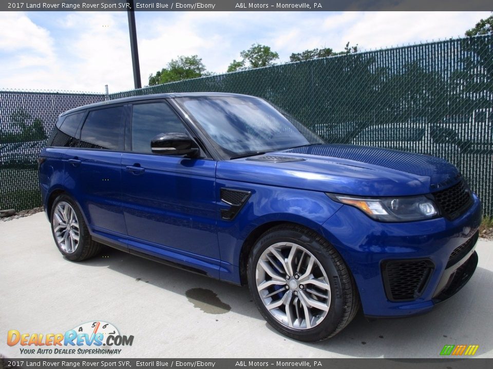 Front 3/4 View of 2017 Land Rover Range Rover Sport SVR Photo #1