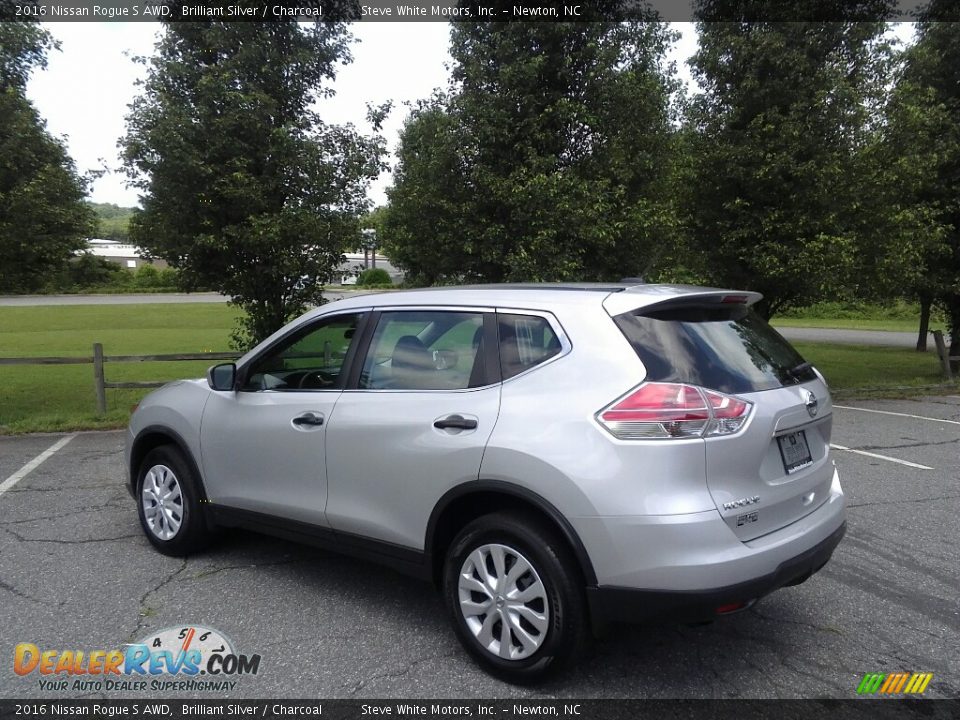 2016 Nissan Rogue S AWD Brilliant Silver / Charcoal Photo #9