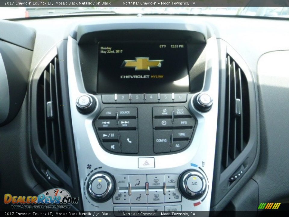 2017 Chevrolet Equinox LT Mosaic Black Metallic / Jet Black Photo #18