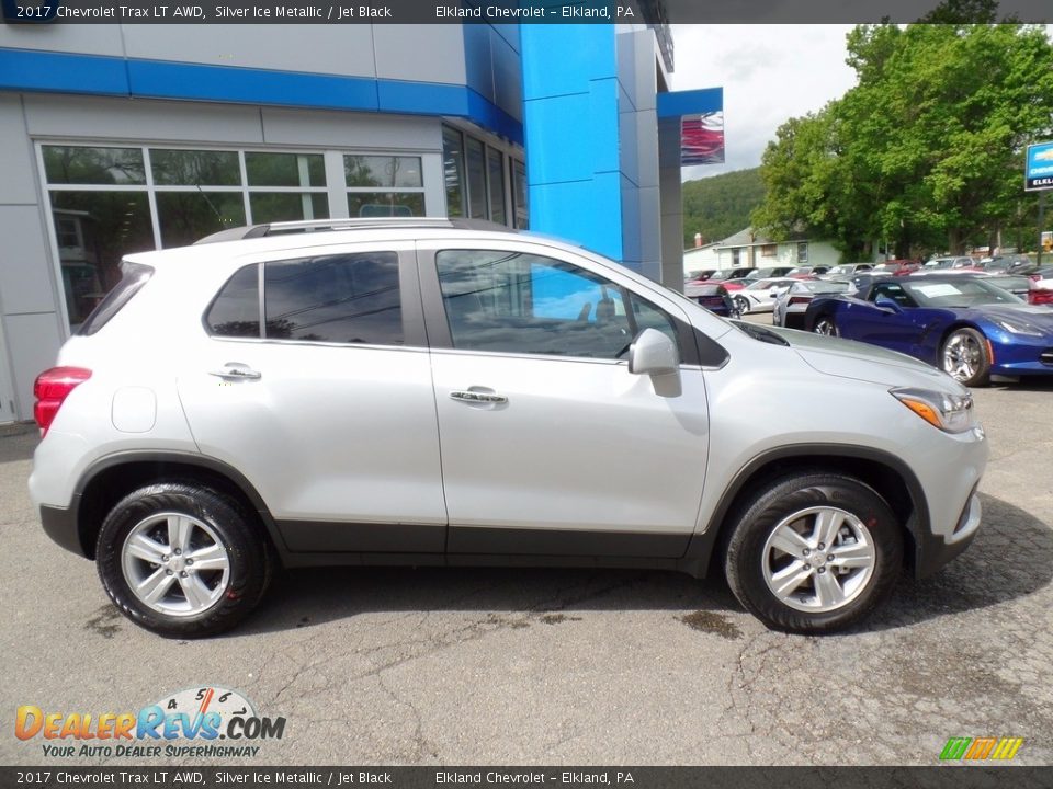 2017 Chevrolet Trax LT AWD Silver Ice Metallic / Jet Black Photo #4