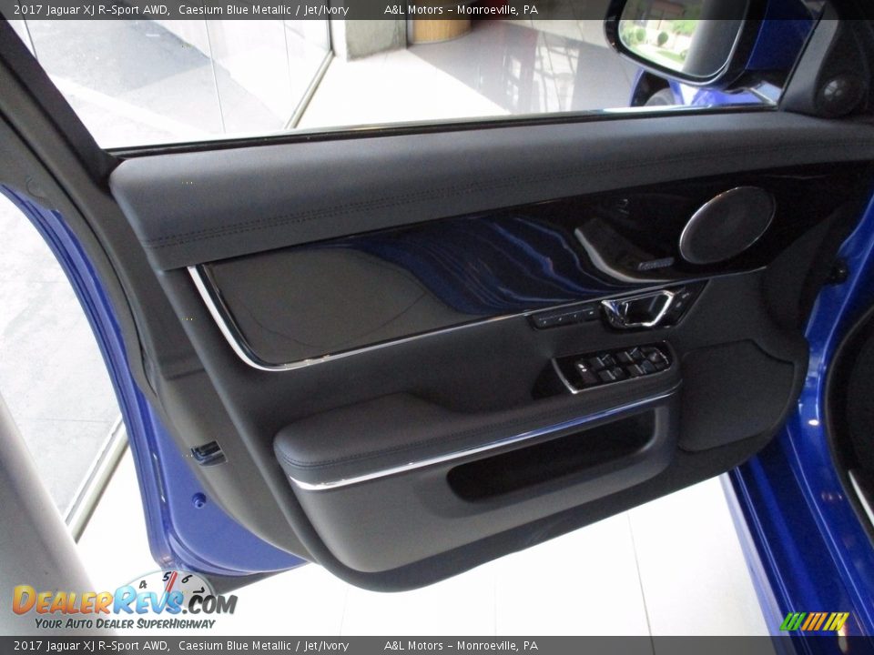 2017 Jaguar XJ R-Sport AWD Caesium Blue Metallic / Jet/Ivory Photo #8