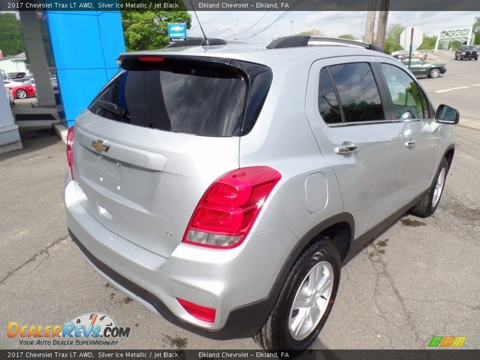 2017 Chevrolet Trax LT AWD Silver Ice Metallic / Jet Black Photo #5