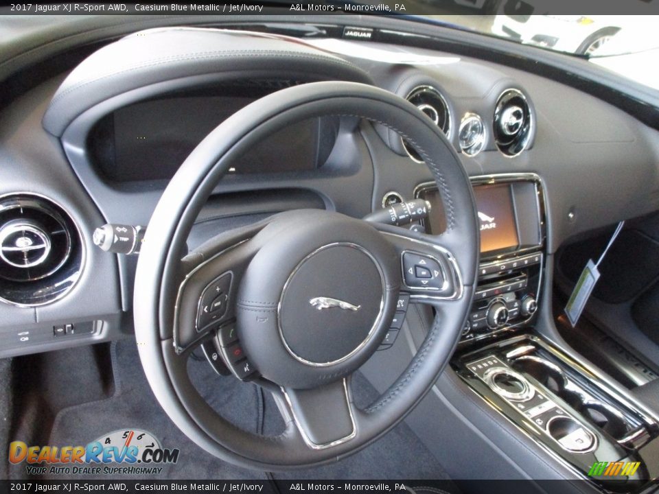 2017 Jaguar XJ R-Sport AWD Caesium Blue Metallic / Jet/Ivory Photo #10