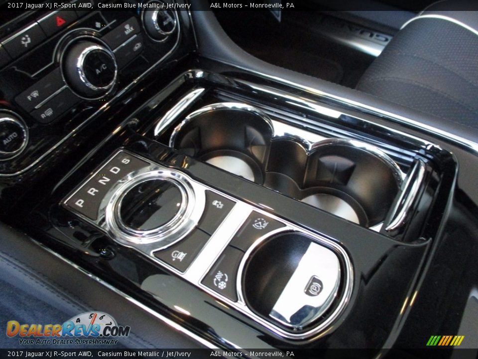 2017 Jaguar XJ R-Sport AWD Caesium Blue Metallic / Jet/Ivory Photo #13