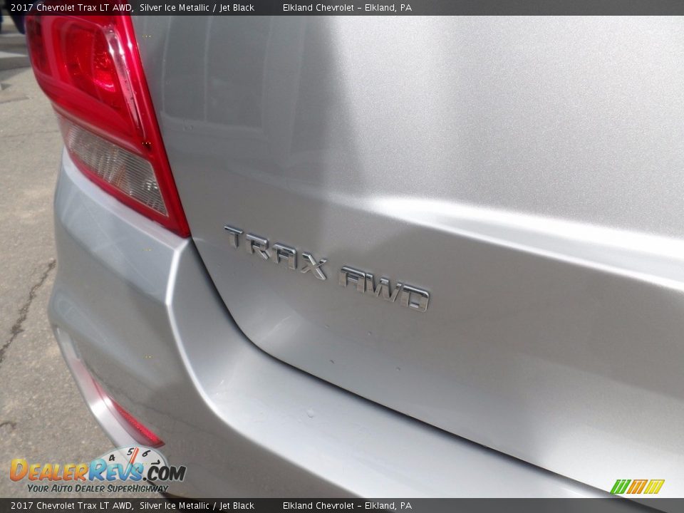2017 Chevrolet Trax LT AWD Silver Ice Metallic / Jet Black Photo #10