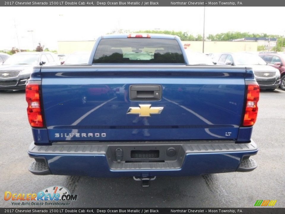 2017 Chevrolet Silverado 1500 LT Double Cab 4x4 Deep Ocean Blue Metallic / Jet Black Photo #4