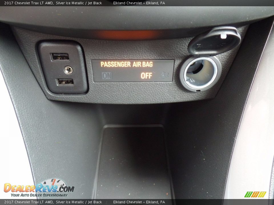 2017 Chevrolet Trax LT AWD Silver Ice Metallic / Jet Black Photo #29