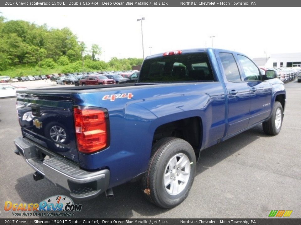 2017 Chevrolet Silverado 1500 LT Double Cab 4x4 Deep Ocean Blue Metallic / Jet Black Photo #5