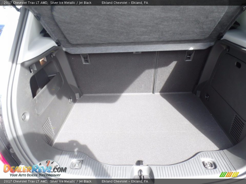 2017 Chevrolet Trax LT AWD Silver Ice Metallic / Jet Black Photo #36