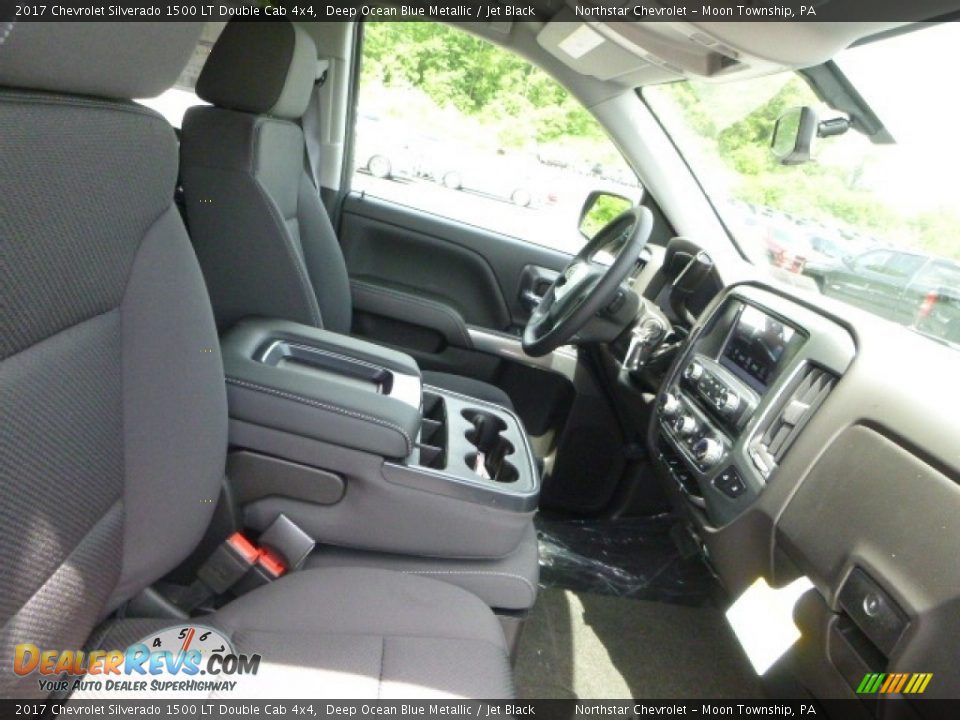2017 Chevrolet Silverado 1500 LT Double Cab 4x4 Deep Ocean Blue Metallic / Jet Black Photo #10