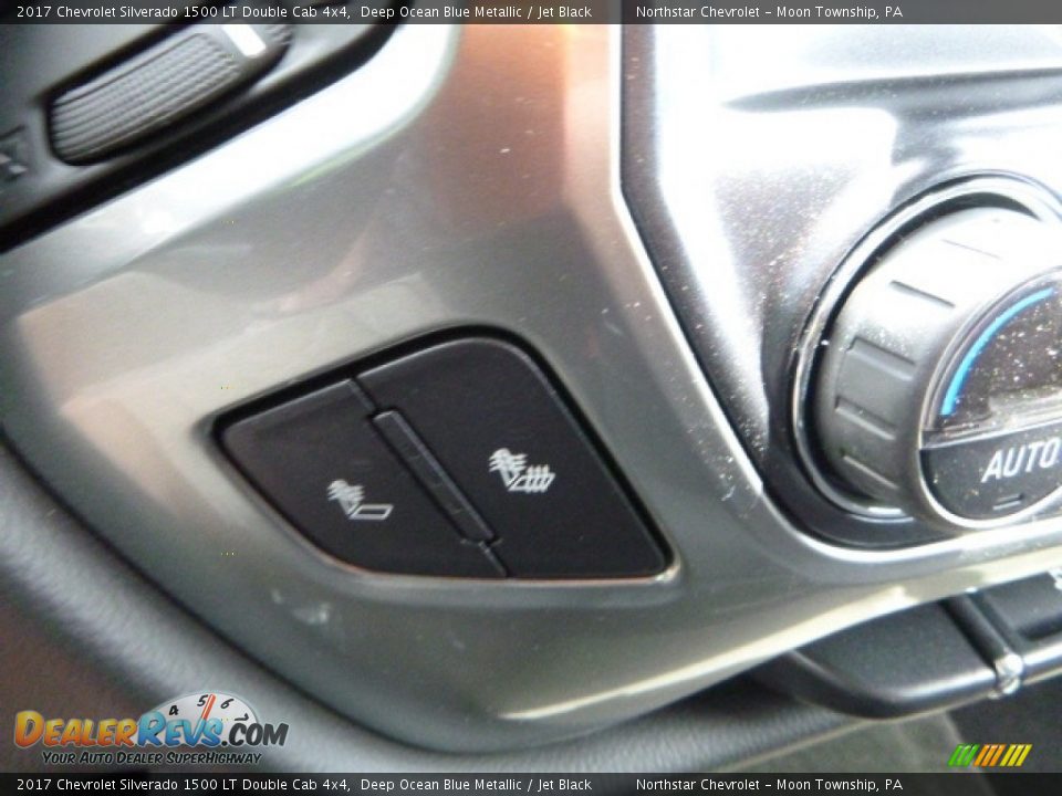 2017 Chevrolet Silverado 1500 LT Double Cab 4x4 Deep Ocean Blue Metallic / Jet Black Photo #18