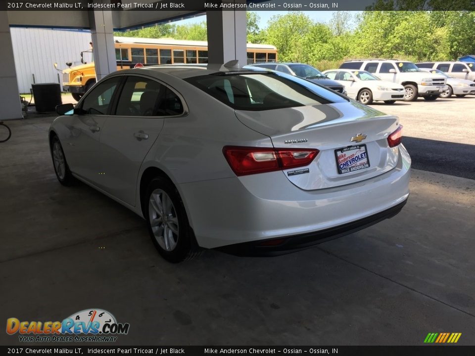 2017 Chevrolet Malibu LT Iridescent Pearl Tricoat / Jet Black Photo #12