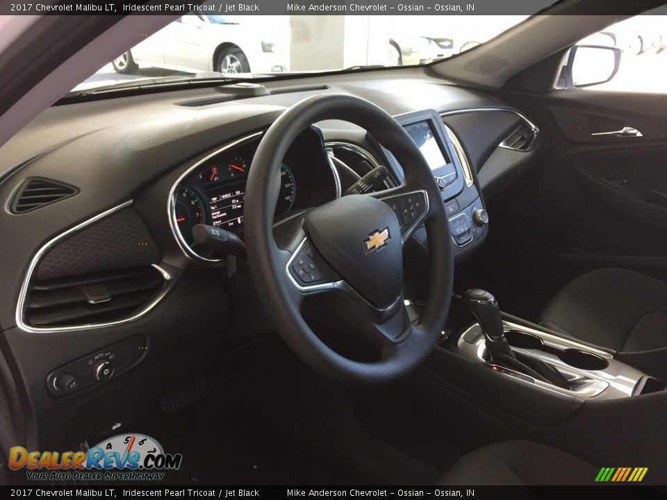 2017 Chevrolet Malibu LT Iridescent Pearl Tricoat / Jet Black Photo #19