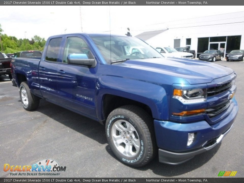 2017 Chevrolet Silverado 1500 LT Double Cab 4x4 Deep Ocean Blue Metallic / Jet Black Photo #7