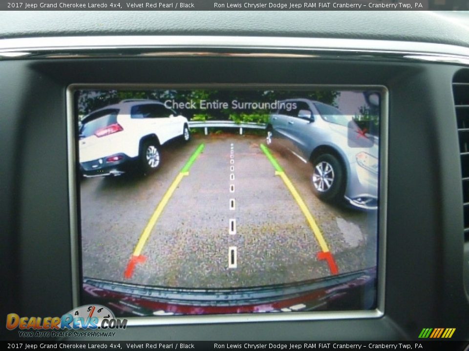 2017 Jeep Grand Cherokee Laredo 4x4 Velvet Red Pearl / Black Photo #18