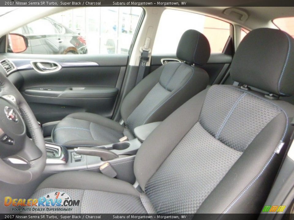 Charcoal Interior - 2017 Nissan Sentra SR Turbo Photo #16