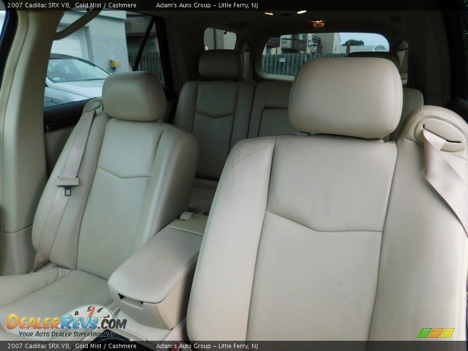 2007 Cadillac SRX V8 Gold Mist / Cashmere Photo #13