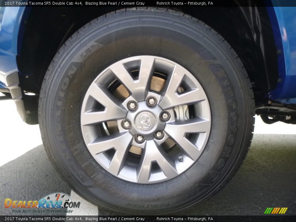 2017 Toyota Tacoma SR5 Double Cab 4x4 Blazing Blue Pearl / Cement Gray Photo #5