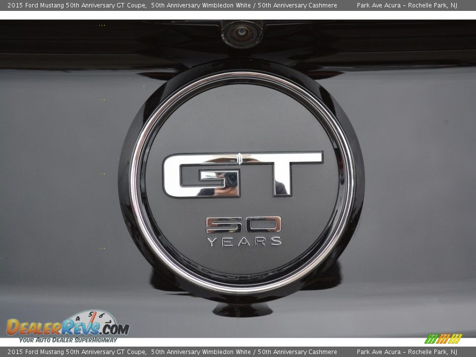 2015 Ford Mustang 50th Anniversary GT Coupe 50th Anniversary Wimbledon White / 50th Anniversary Cashmere Photo #23
