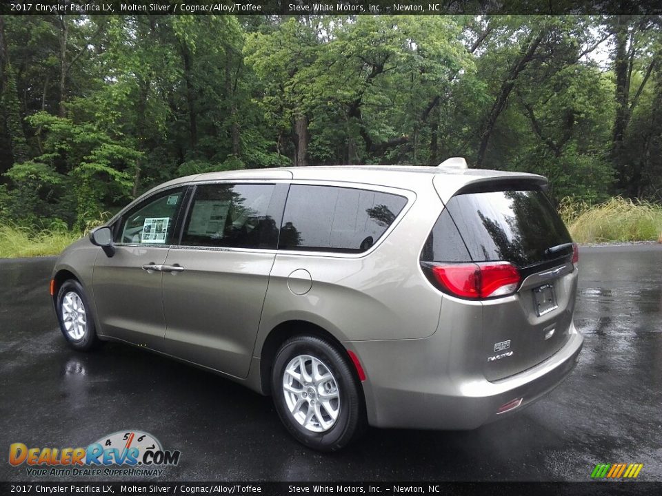 2017 Chrysler Pacifica LX Molten Silver / Cognac/Alloy/Toffee Photo #12