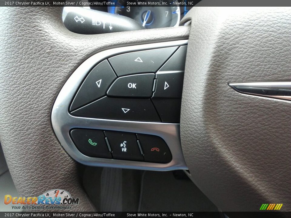 Controls of 2017 Chrysler Pacifica LX Photo #16