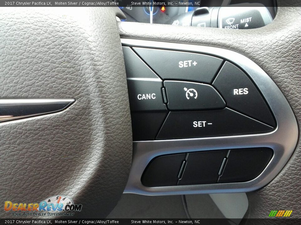 Controls of 2017 Chrysler Pacifica LX Photo #17