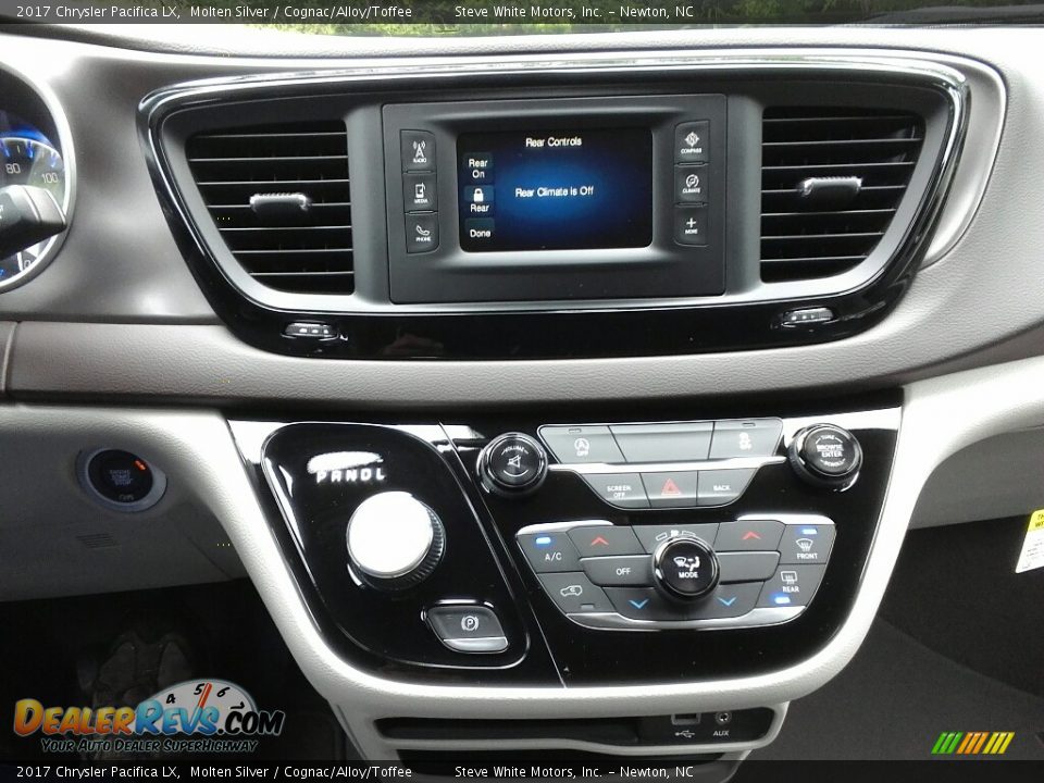 Controls of 2017 Chrysler Pacifica LX Photo #26